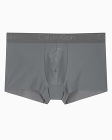 Buy 남성 CK 블랙 마이크로 싱글 로우라이즈 트렁크 in color GREY SKY