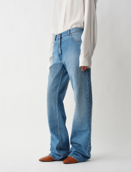 02 WOMENS JEAN