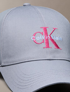 Buy 남녀공용 모노로고 엠브로이더리 볼캡 in color DARK GREY