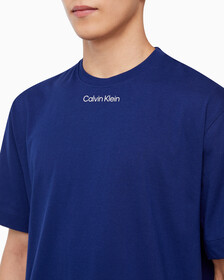 Buy 남성 CK 애슬레틱 릴렉스 핏 반팔 티셔츠 in color CRAYON BLUE