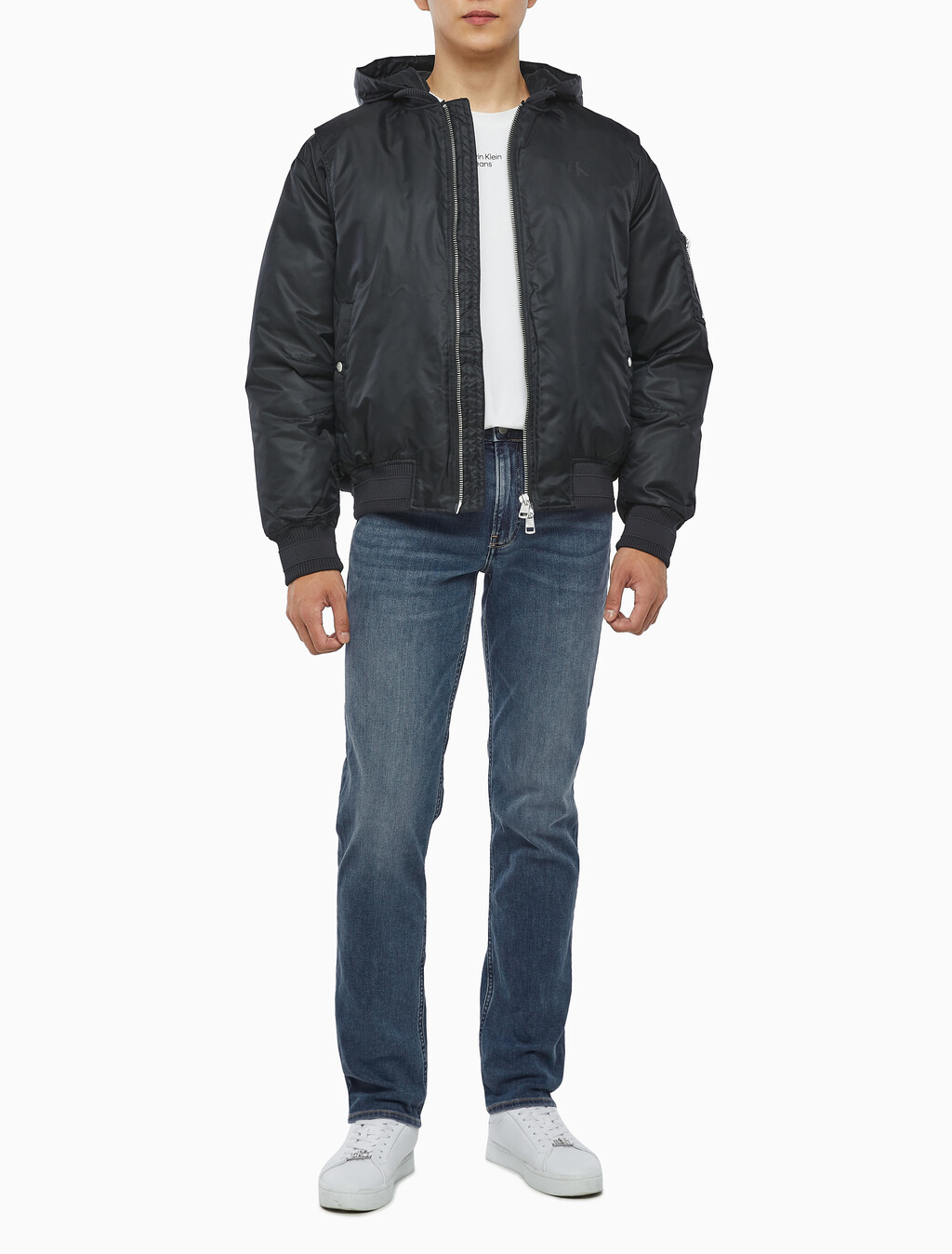 Buy 남성 후디 보머 다운 자켓 in color CK BLACK