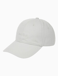 Buy 남녀공용 CKJ 타이틀케이스 로고 볼캡 in color MIRAGE GRAY