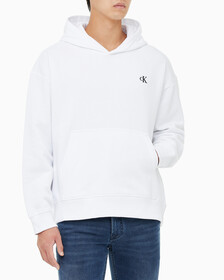 Buy 남성 아카이브 릴렉스핏 CK 스몰 로고 기모 후디 in color BRILLIANT WHITE