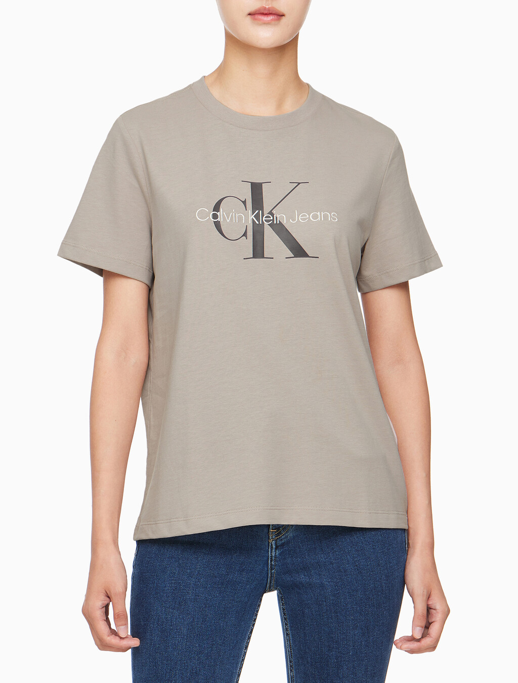 Buy 여성 히어로 모노로고 크루넥 반팔 티셔츠 in color BROWN