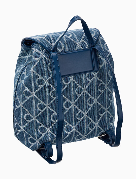 여성 엠블럼 데님 백팩