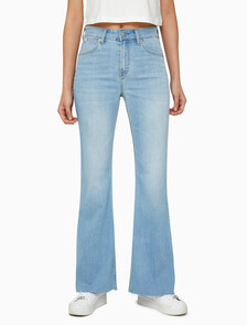 Buy 여성 하이라이즈 플레어핏 라이트블루 37.5 기능성 데님 in color CHALKY BLUE