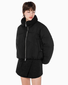 Buy 여성 숏다운 와이드넥 푸퍼 in color CK BLACK