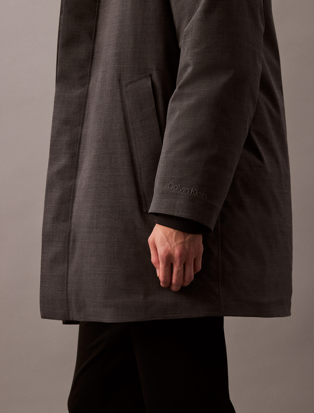 Buy 남성 롱슬리브 헤비웨이트 테크 울 푸퍼 in color GUNMETAL HEATHER