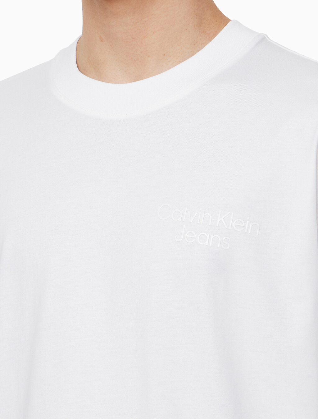Buy 남성 오버핏 인스티튜셔널 로고 반팔 티셔츠 in color BRIGHT WHITE