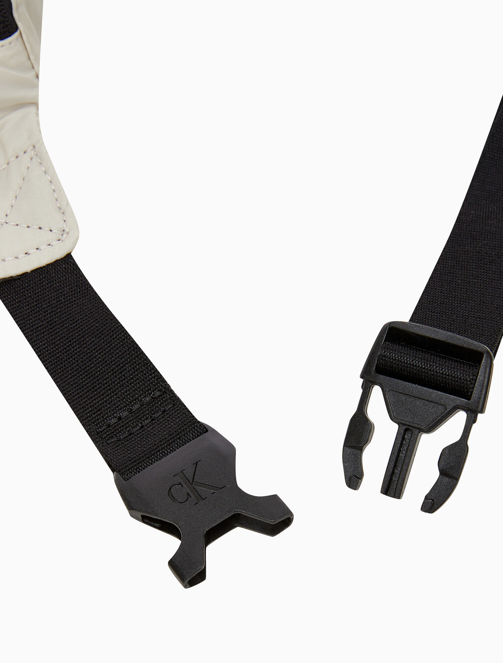 Buy 남성 CKJ 패커블 웨이스트백 in color BLACK