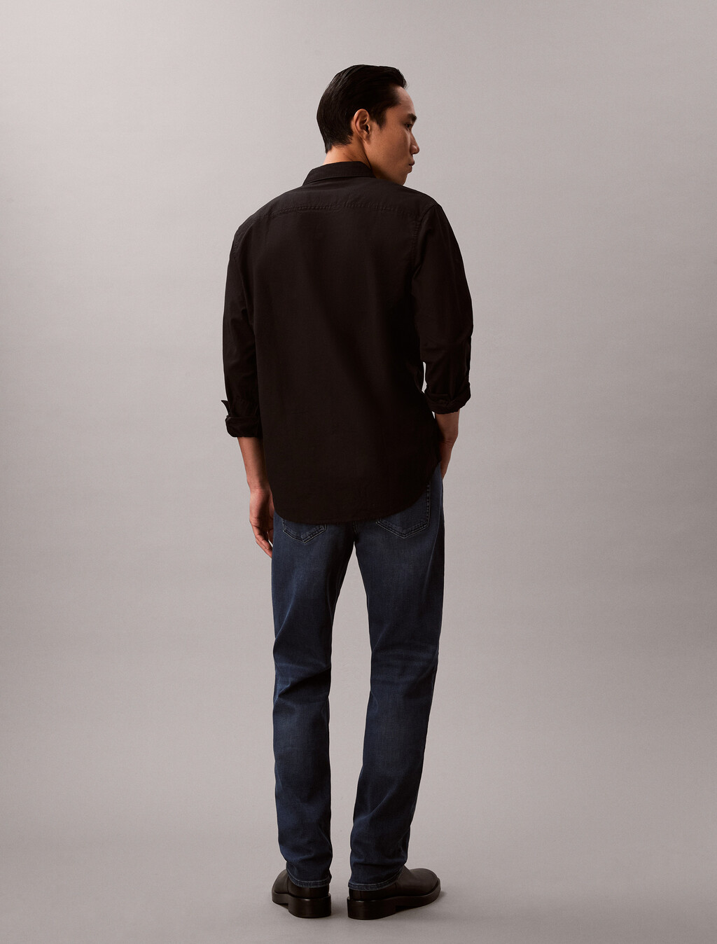 Buy 남성 에이바디 슬림핏 데님 in color Blue black