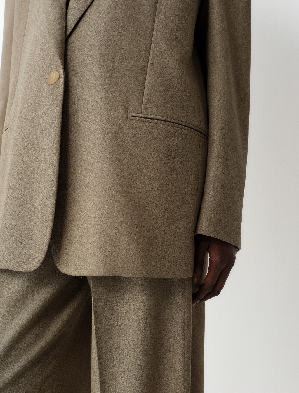 Buy AVERY WOMENS JACKET in color BEE KEEPER