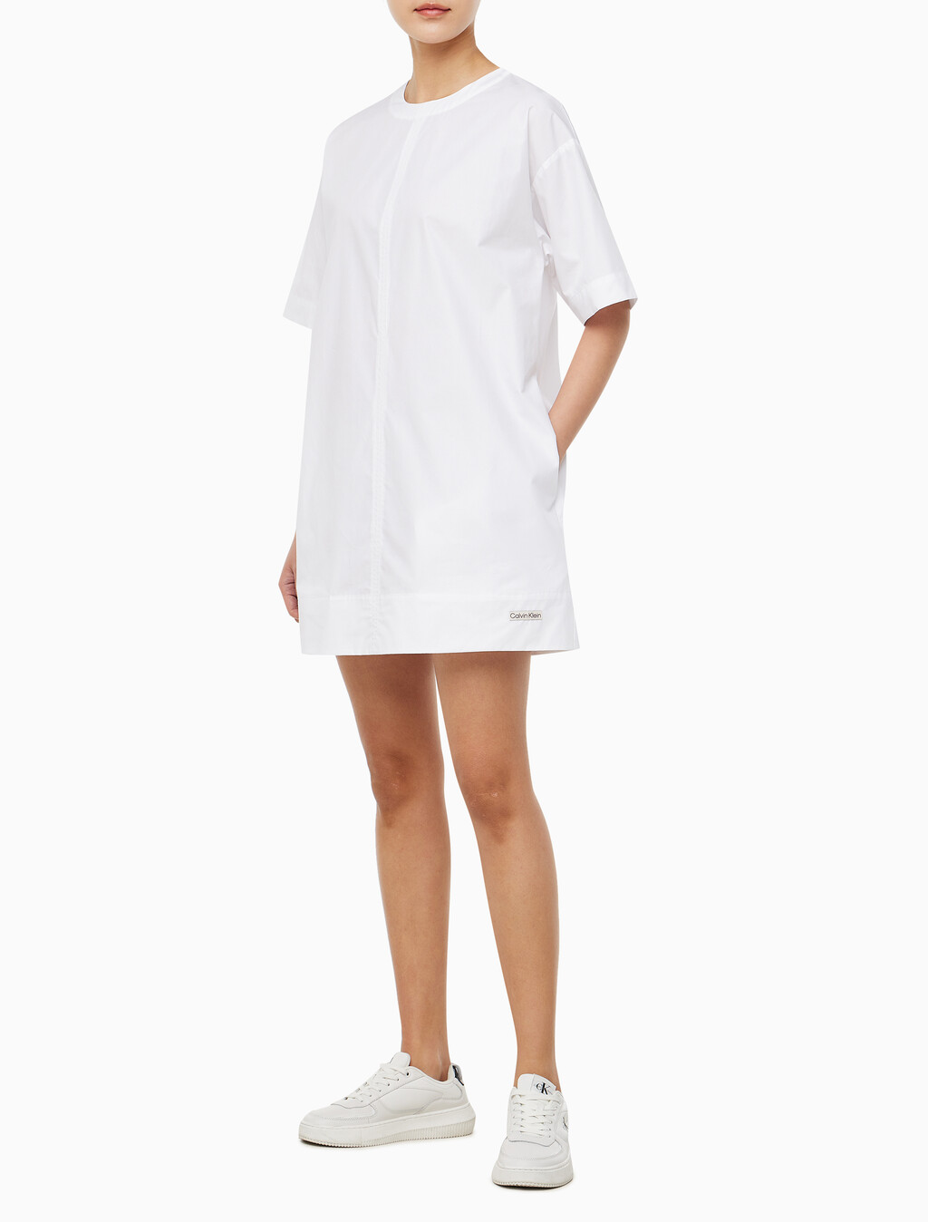 Buy 여성 캐주얼 오프 바디 셔츠 드레스 in color BRILLIANT WHITE