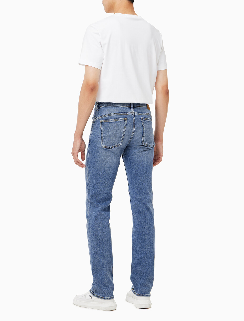 Buy 남성 바디핏 미드블루 이탈리안 데님 in color MID BLUE BACK EMBRO
