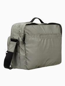 Buy 남성 CKJ 스포츠 에센셜 크로스백 in color ATLANTIC TAUPE