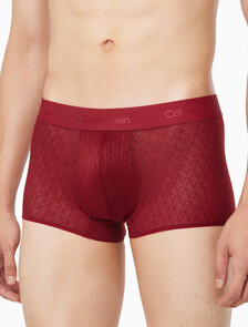 Buy 남성 스컬프트 레이스 로우 라이즈 트렁크 in color Dark Red