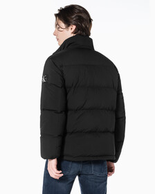 Buy 남성 레귤러핏 스탠드 카라 숏 다운 푸퍼 재킷 in color CK BLACK