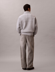 Buy 남성 배럴핏 스모크스택 데님 in color Grey