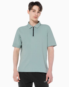 Buy 남성 리플렉티브 로고 레귤러 핏 기능성 집업 폴로 티셔츠 in color GREEN MILIEU