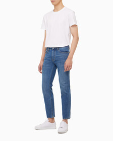 Buy 남성 슬림 스트레이트핏 미드블루 크롭 데님 in color MID BLUE BACK EMBRO