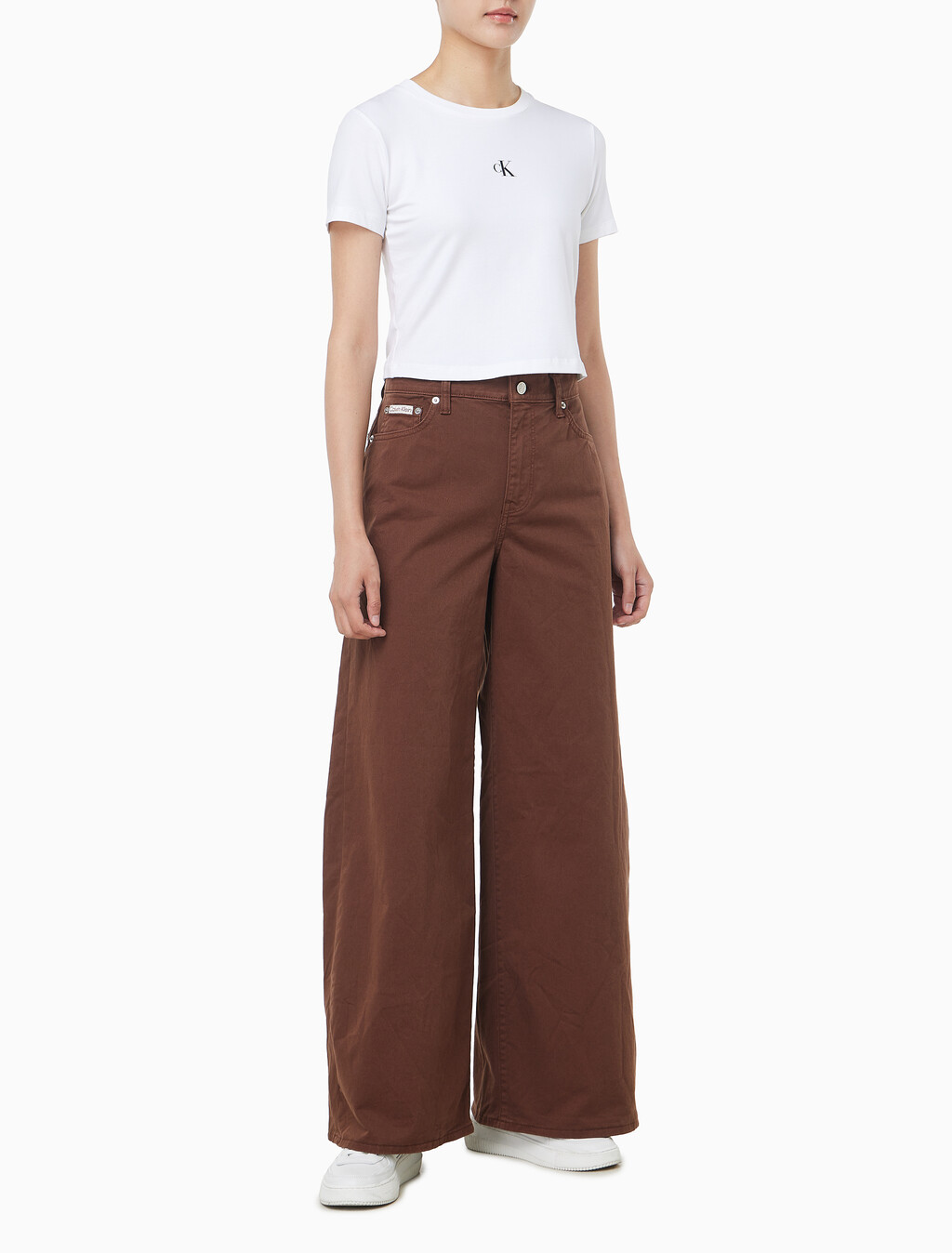 Buy 여성 슈퍼 와이드 레그핏 치노 팬츠 in color Red brown