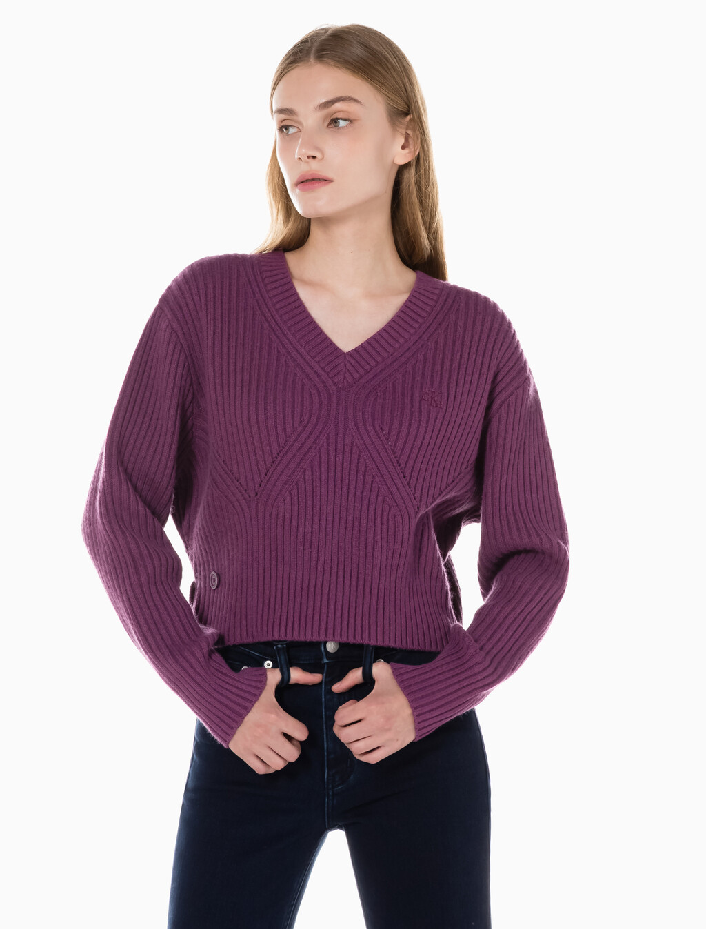 Buy 여성 캐시미어 백 디테일 풀오버 in color AMARANTH 