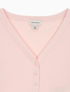 Buy 여성 롱슬리브 우븐 라벨 립 가디건 in color CLOUD PINK