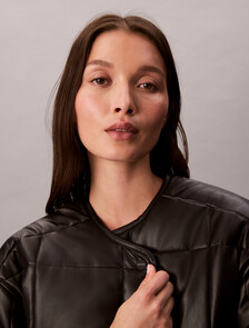 Buy 여성 폭스 레더 퀼팅 자켓 in color BLACK