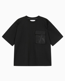 Buy 남성 오버사이즈 우븐 포켓 반팔 스웻셔츠 in color CK BLACK