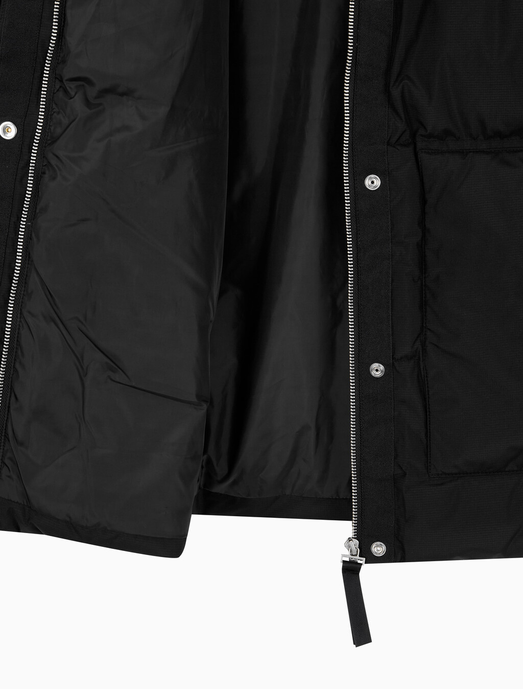 Buy 여성 숏 렝스 스탠드 카라 푸퍼 in color BLACK