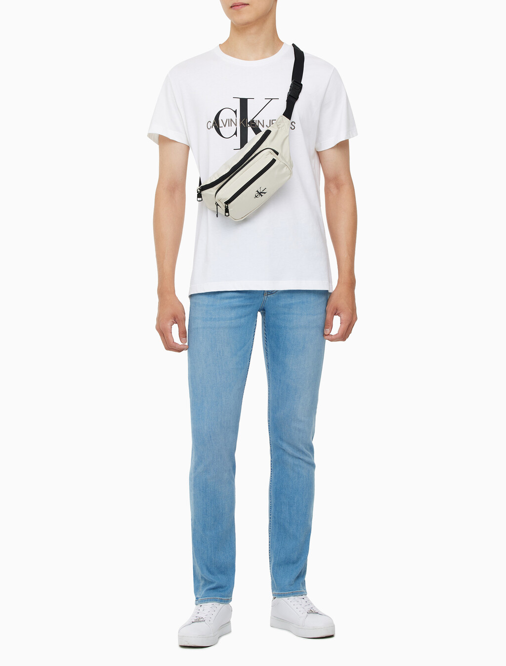 Buy 남성 CKJ 패커블 웨이스트백 in color BLACK