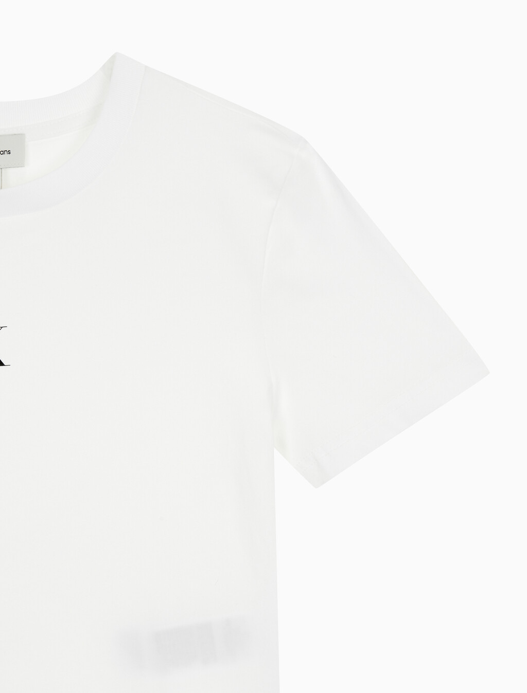 Buy 여성 슬림핏 베이비 크롭 반팔 티셔츠 in color BRIGHT WHITE