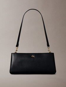 Buy 여성 하드웨어 모노그램 엘론게이티드 숄더 백 in color BLACK