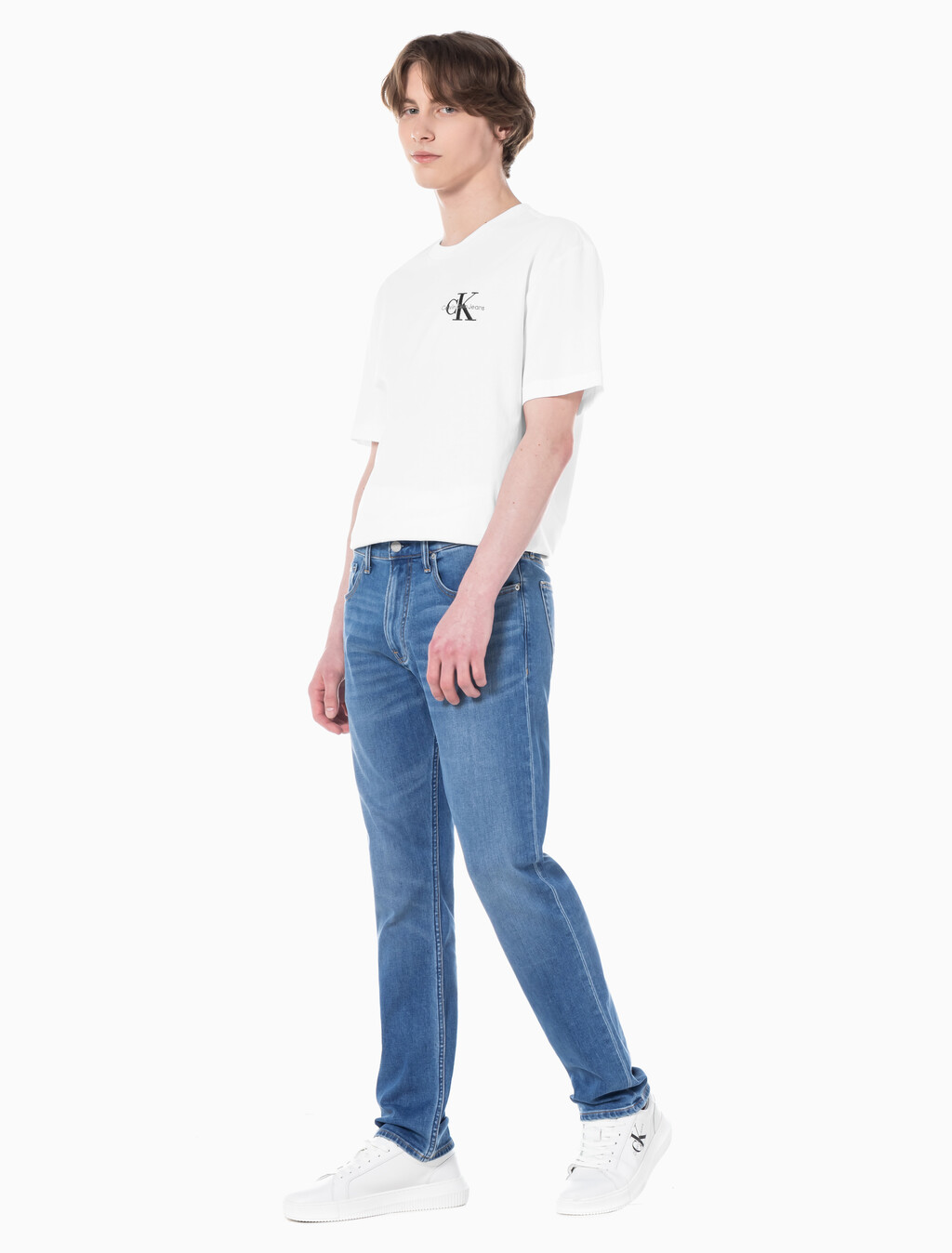 Buy 남성 어센틱 스트레이트핏 미드블루 37.5 기능성 데님 in color CHALKY BLUE