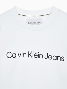 Buy 남성 레귤러핏 인스티튜셔널 로고 기모 스웨트셔츠 in color BRIGHT WHITE