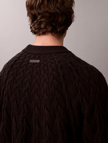 Buy 남성 램스울 블랜드 케이블 크루넥 스웨터 in color BLACK