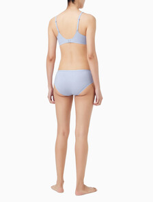 Buy 여성 퍼펙틀리 핏 AF 푸쉬업 브라 in color Light blue