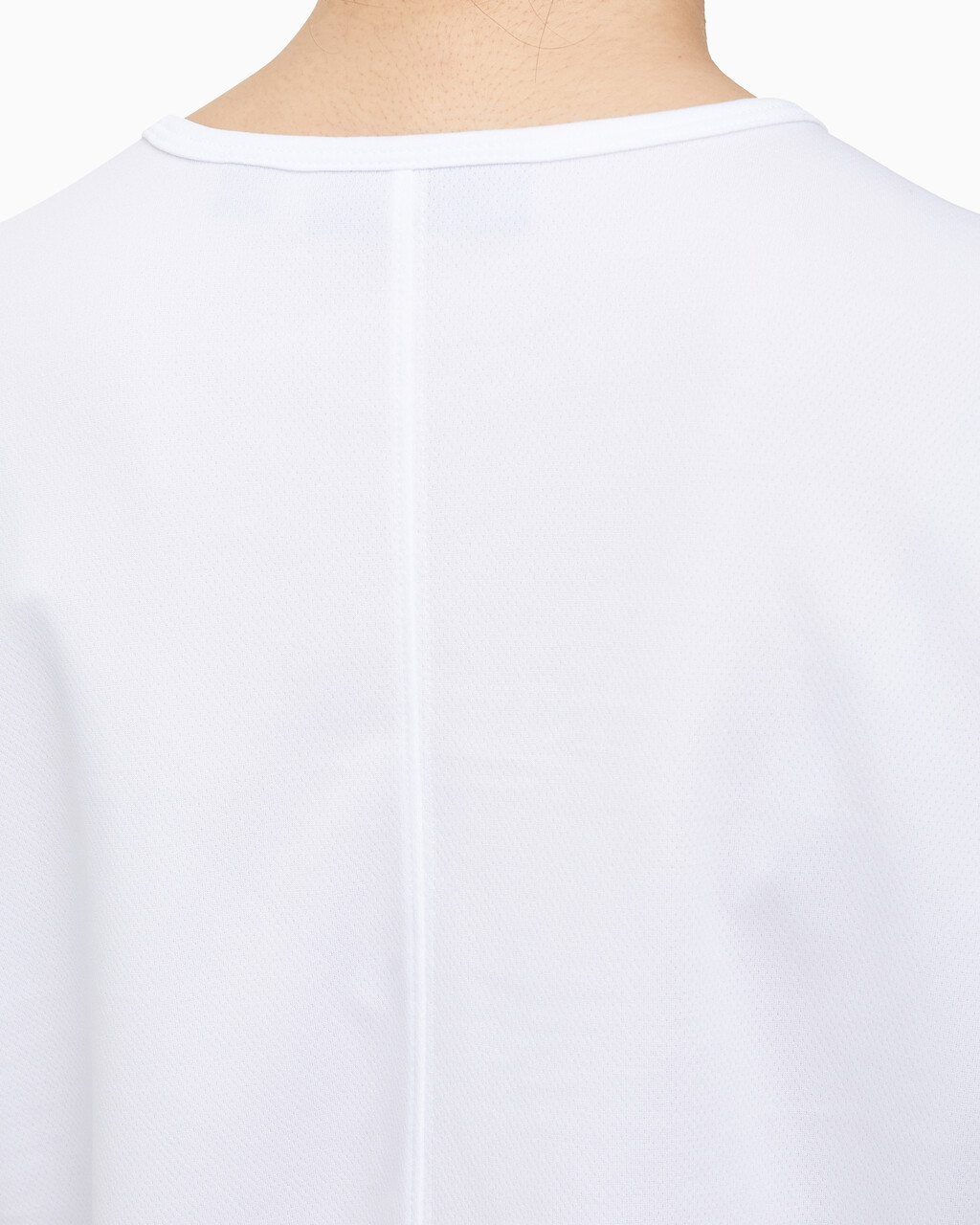 Buy 여성 박시 핏 에센셜 기능성 반팔 티셔츠 in color BRIGHT WHITE