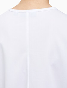 Buy 여성 박시 핏 에센셜 기능성 반팔 티셔츠 in color BRIGHT WHITE