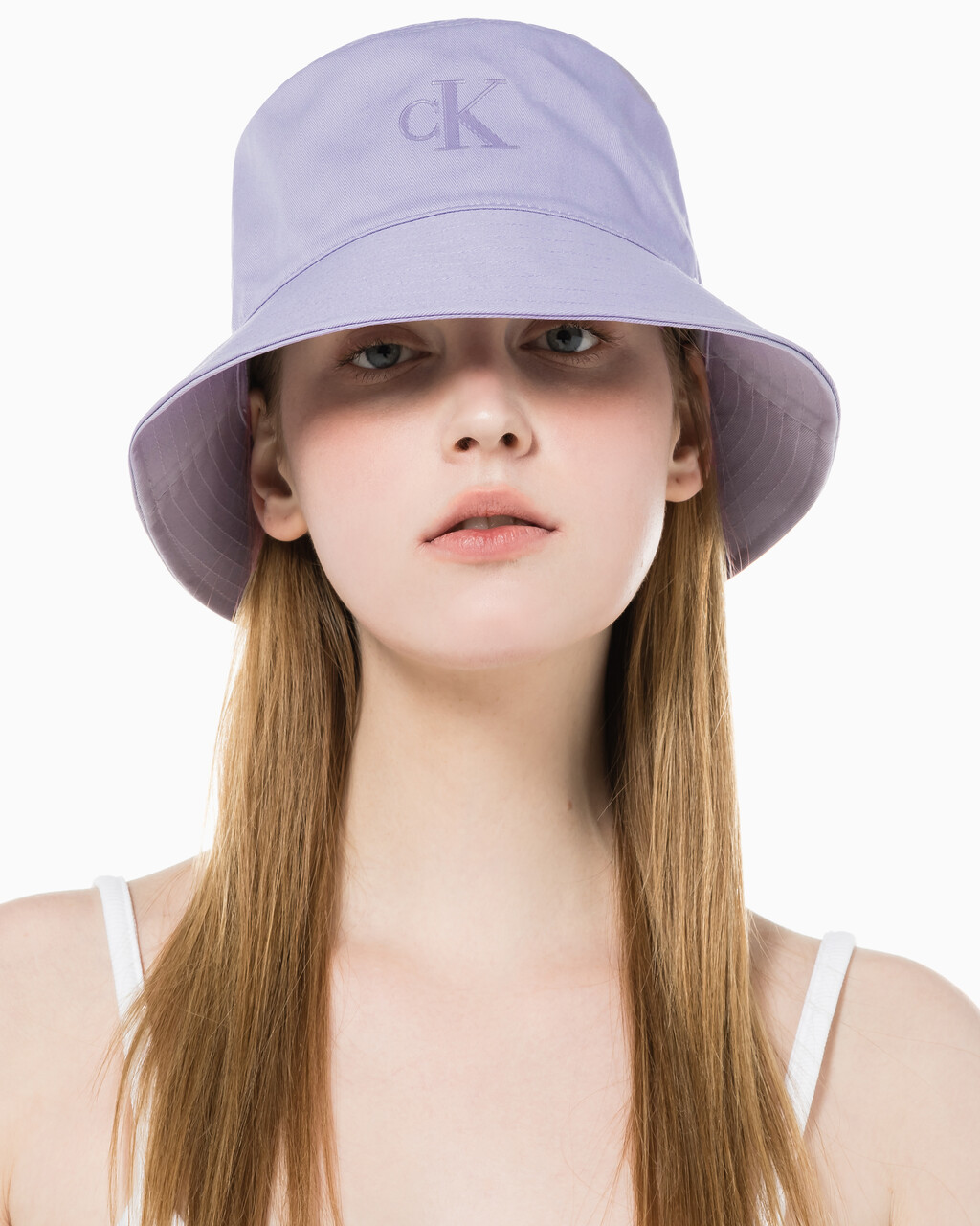 Buy 여성 CKJ 아카이브 버킷햇 in color LAVENDER
