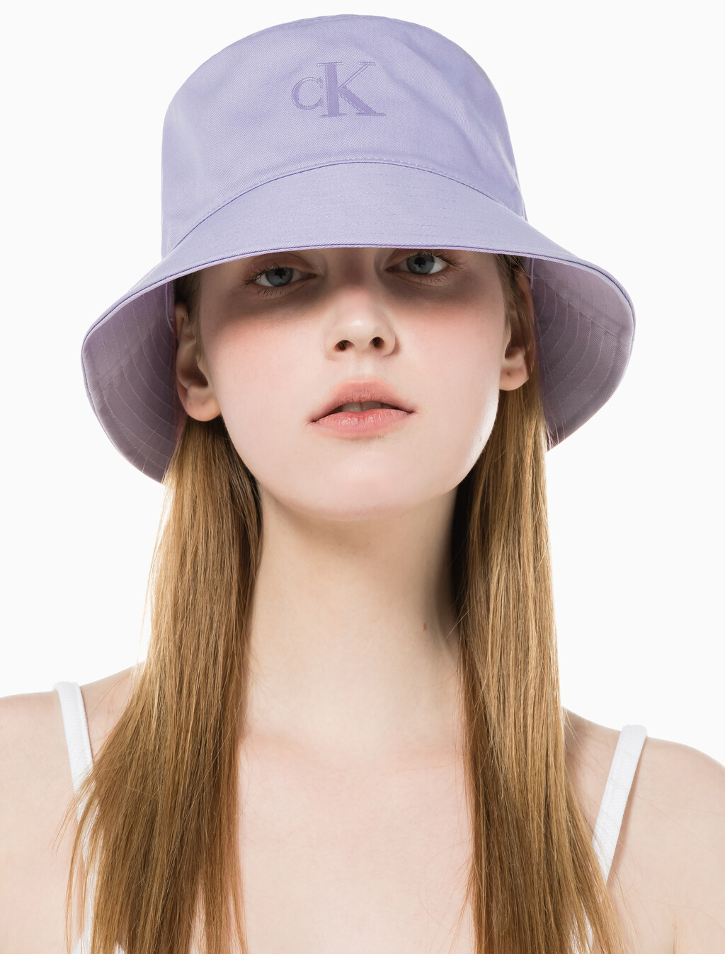 Buy 여성 CKJ 아카이브 버킷햇 in color LAVENDER