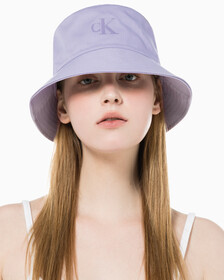 Buy 여성 CKJ 아카이브 버킷햇 in color LAVENDER
