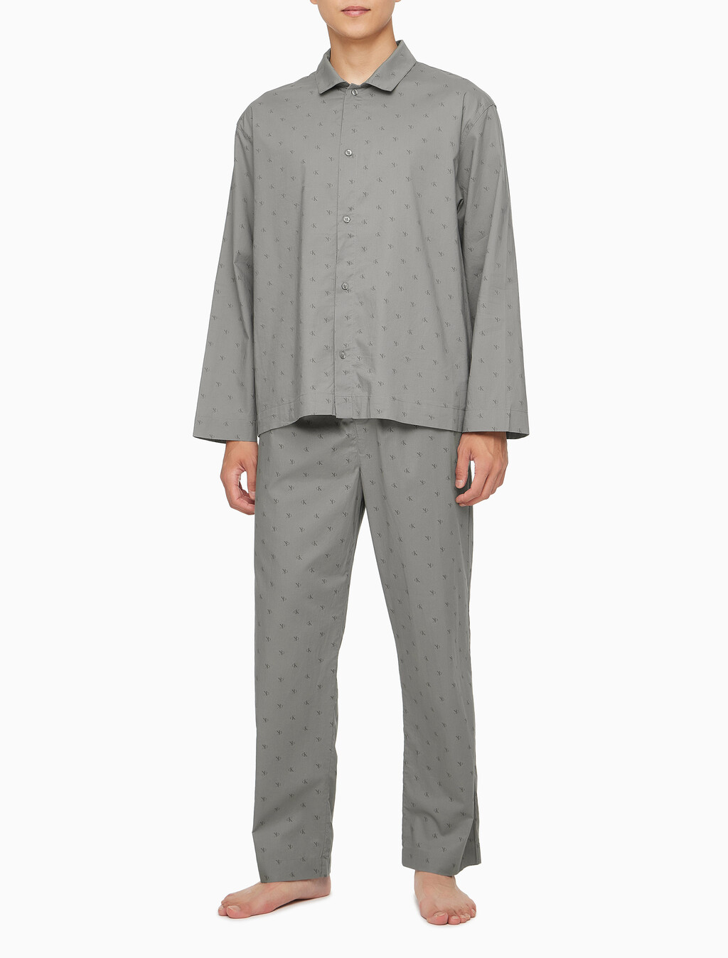 Buy 남성 코튼 포플린 롱슬리브 탑 in color DARK KHAKI