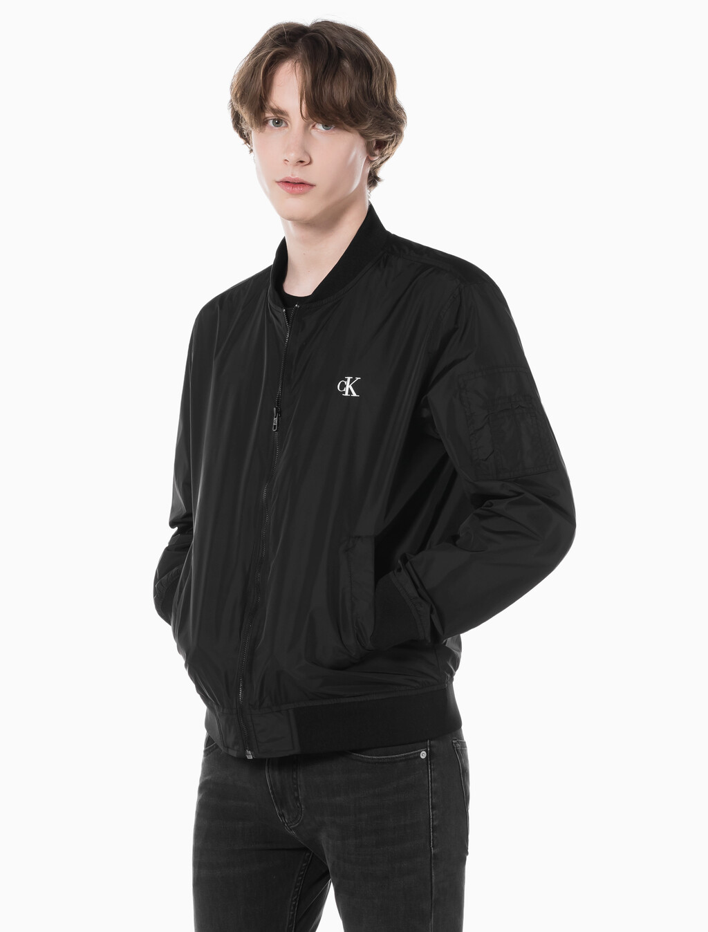 Buy 남성 나일론 봄버 자켓 in color CK BLACK