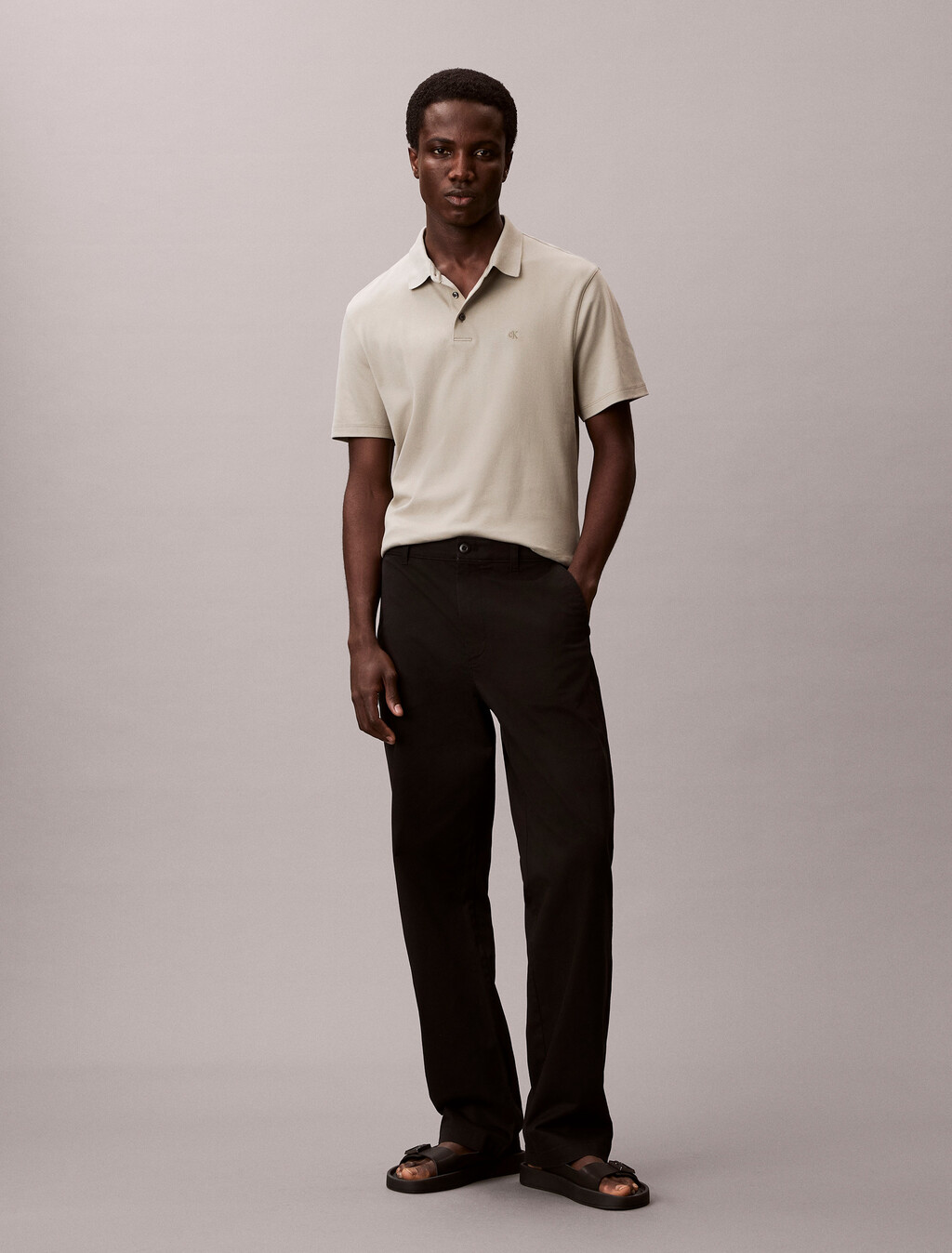 Buy 남성 릴렉스드핏 쿨링 피크 엠보스드 폴로 티 in color Grey