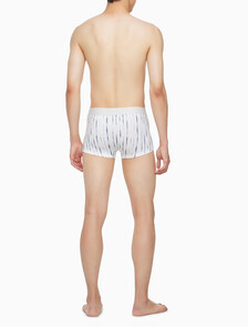 Buy 남성 CK 1996 마이크로 싱글 로우 라이즈 드로즈 in color SHIBORI STRIPE PRINT_ROYAL IRIS