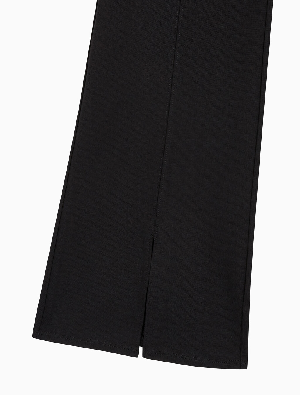Buy 여성 밀라노 테이퍼드 플레어팬츠 in color CK BLACK