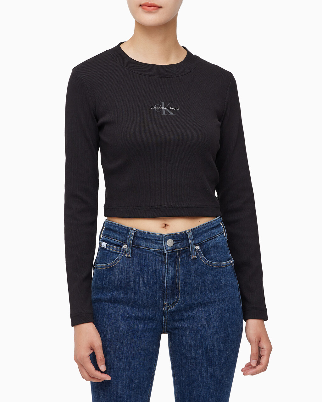 Buy 여성 롱슬리브 모노그램 베이비 티 in color CK BLACK