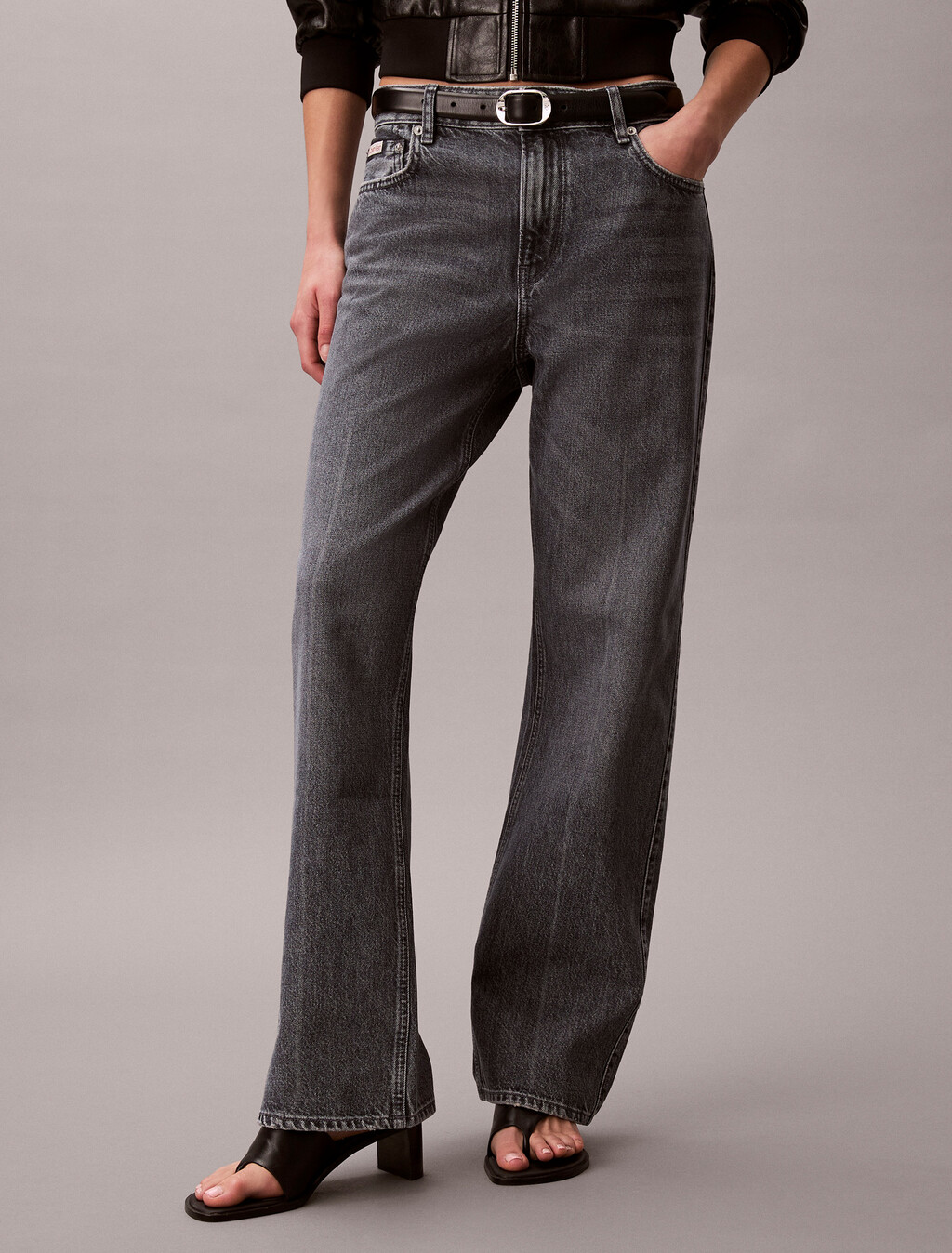 Buy 여성 90S 스트레이트 데님 in color Denim Blue