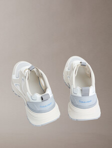 Buy 남성 트레일블러이저 하이크 러너 레이스업 슈즈 in color Ivory